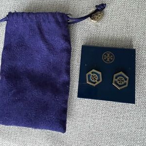 NWT TORY BURCH ENAMEL EARRINGS GOLD TONE HEXAGON ACCESSORIES WOMEN valentine